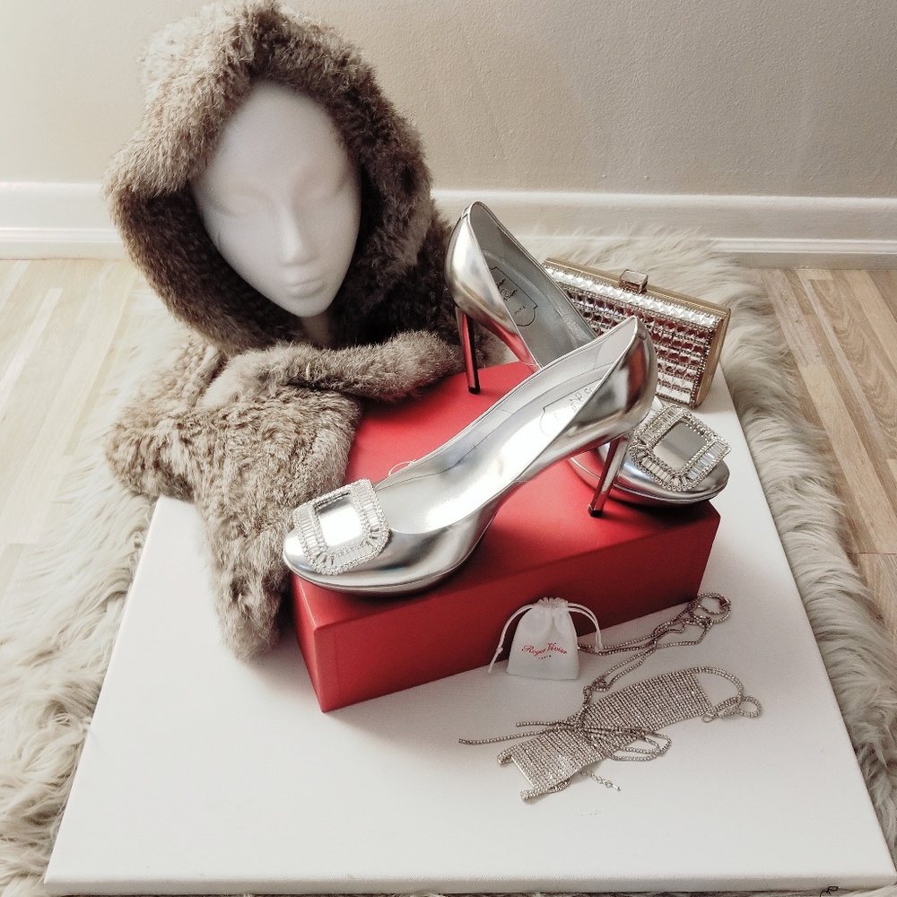 Roger Vivier "Belle de Nuit" Strass Leather Pump